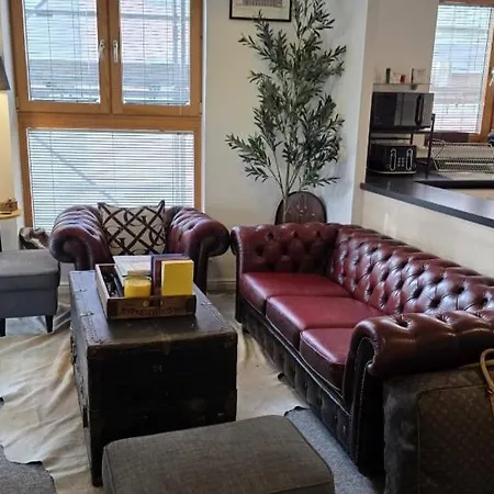 King En-suite Close To Temple Meads Shared With Host 3 Bed * Bristol